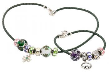 Tara's Diary Green Leather Necklace 